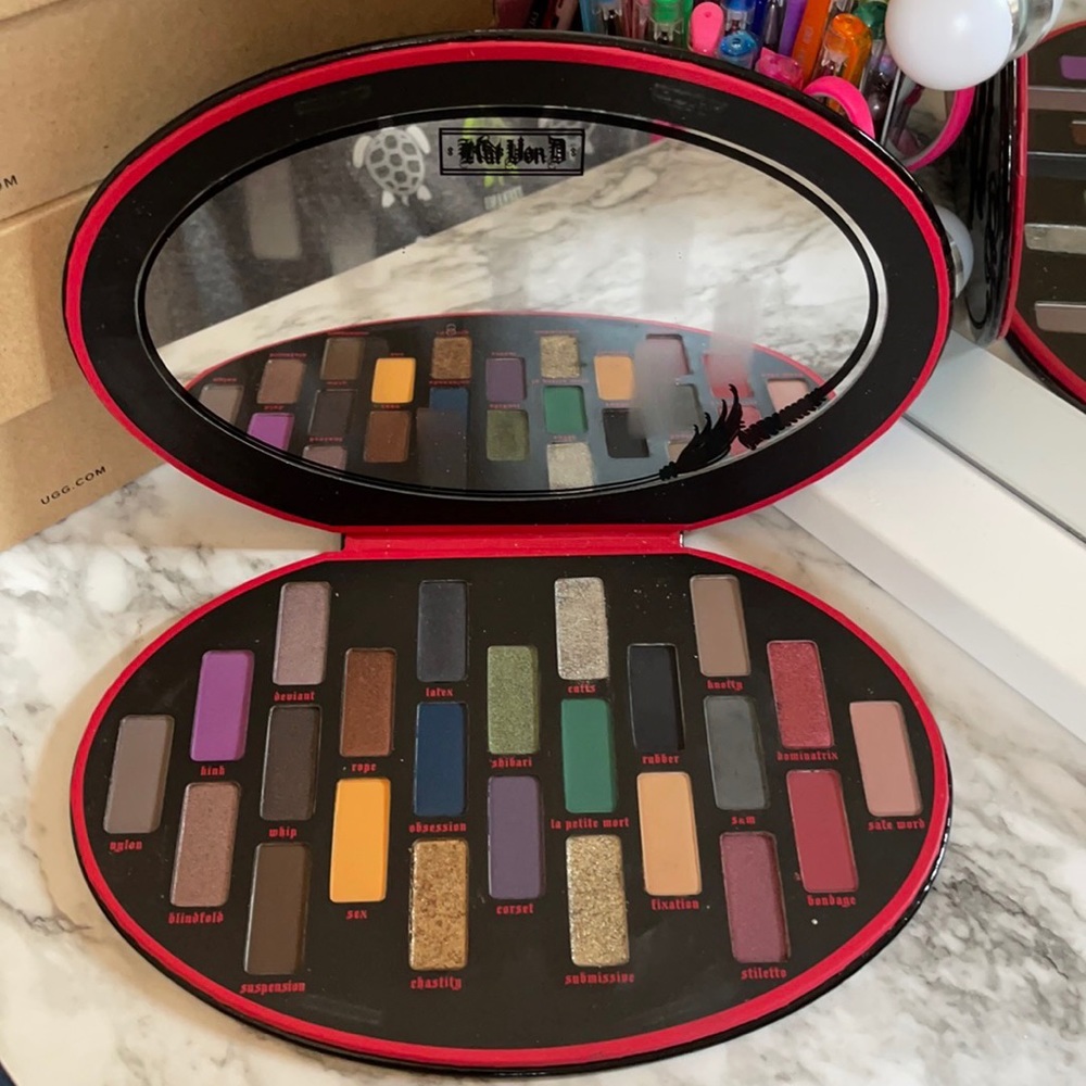 Kat Von D Festish Pallet